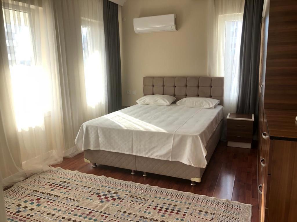 Lara Park Suites Анталия Екстериор снимка