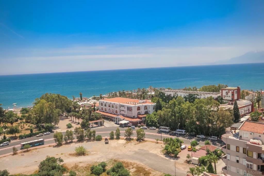 Lara Park Suites Анталия Екстериор снимка